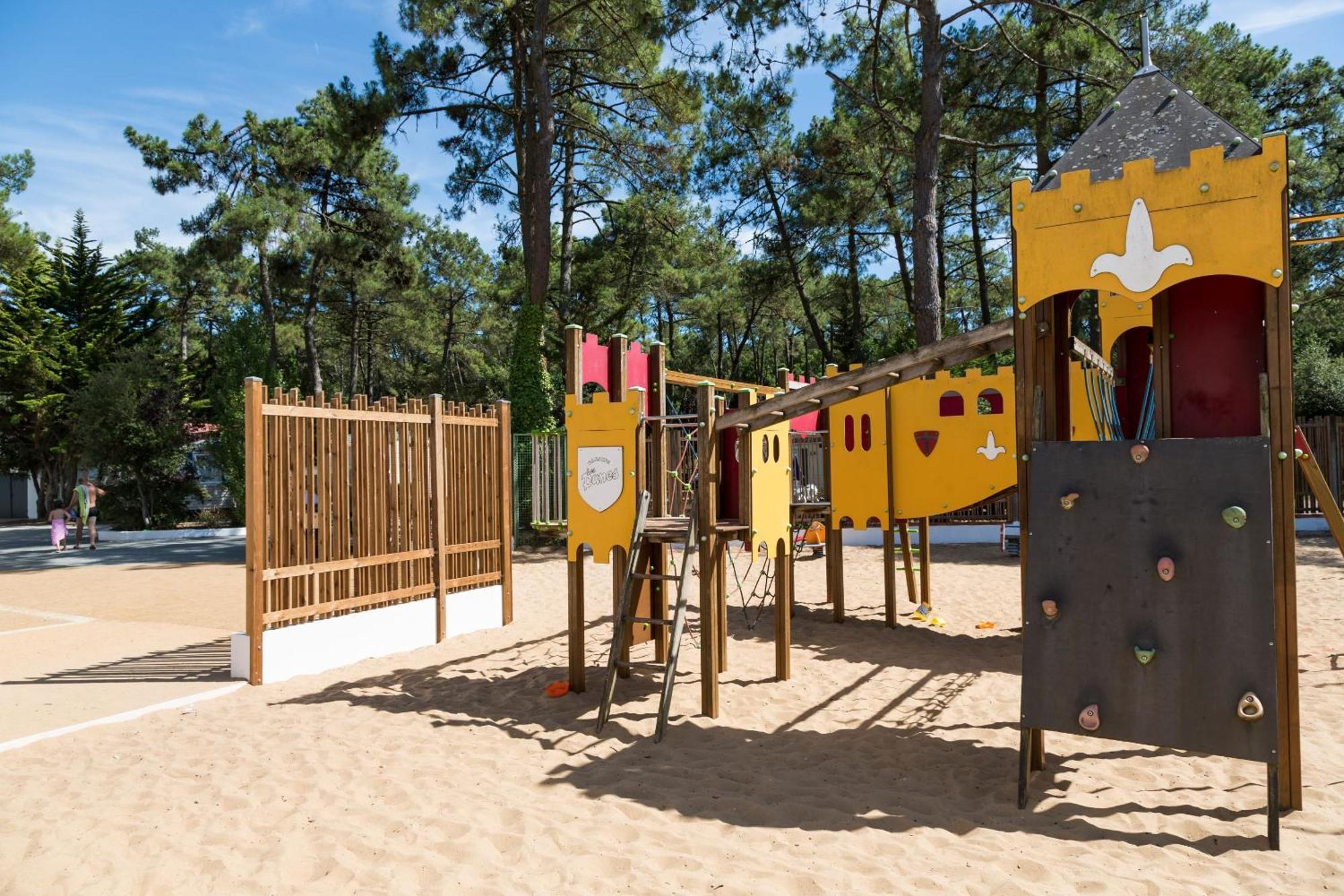 Domaine Residentiel De Plein Air Les Dunes Longeville-sur-Mer Exterior photo